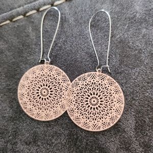 NWOT Plunder Earrings